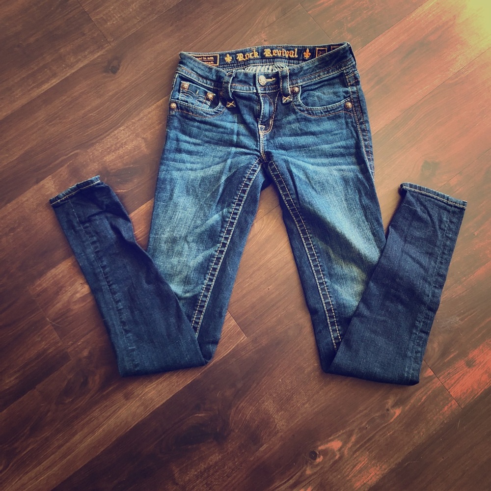 Dark wash rock revival skinny jeans—sz 25 R!